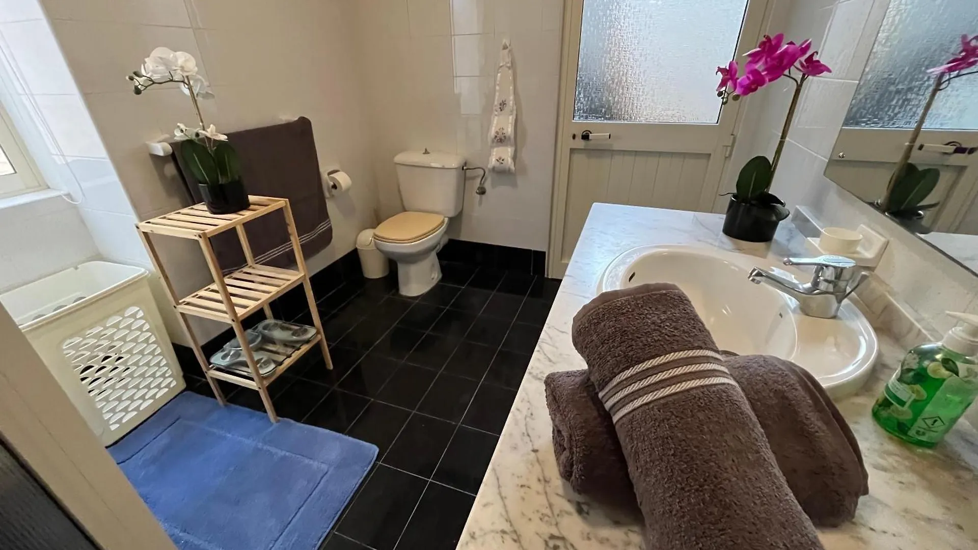 Large Full House - Sleeps 9 Villa Sliema